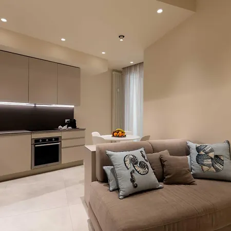 Angiolina-suite W Private Box Auto *