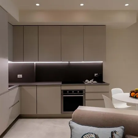 Angiolina-suite W Private Box Auto Feriehus
