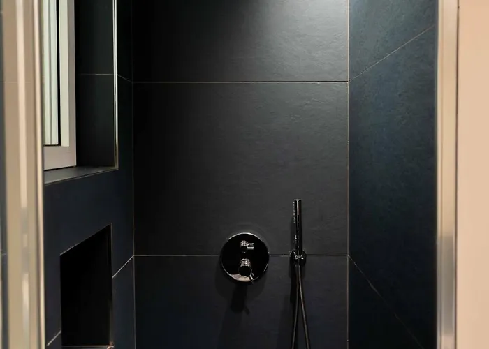 Vakantiehuis Angiolina-suite W Private Box Auto